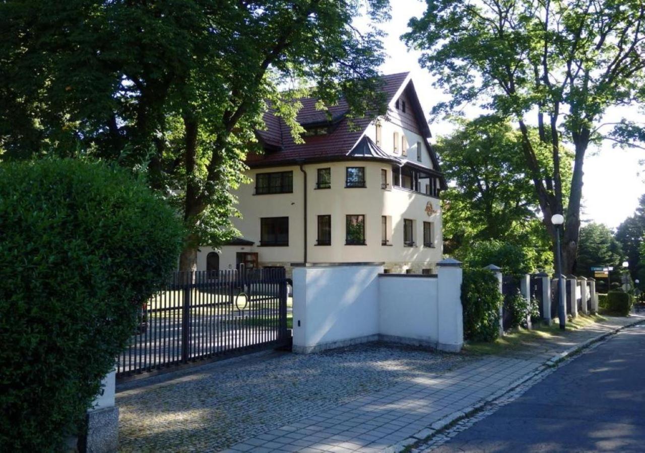 Jasny Dwor Hotel Polanica-Zdrój Exterior foto