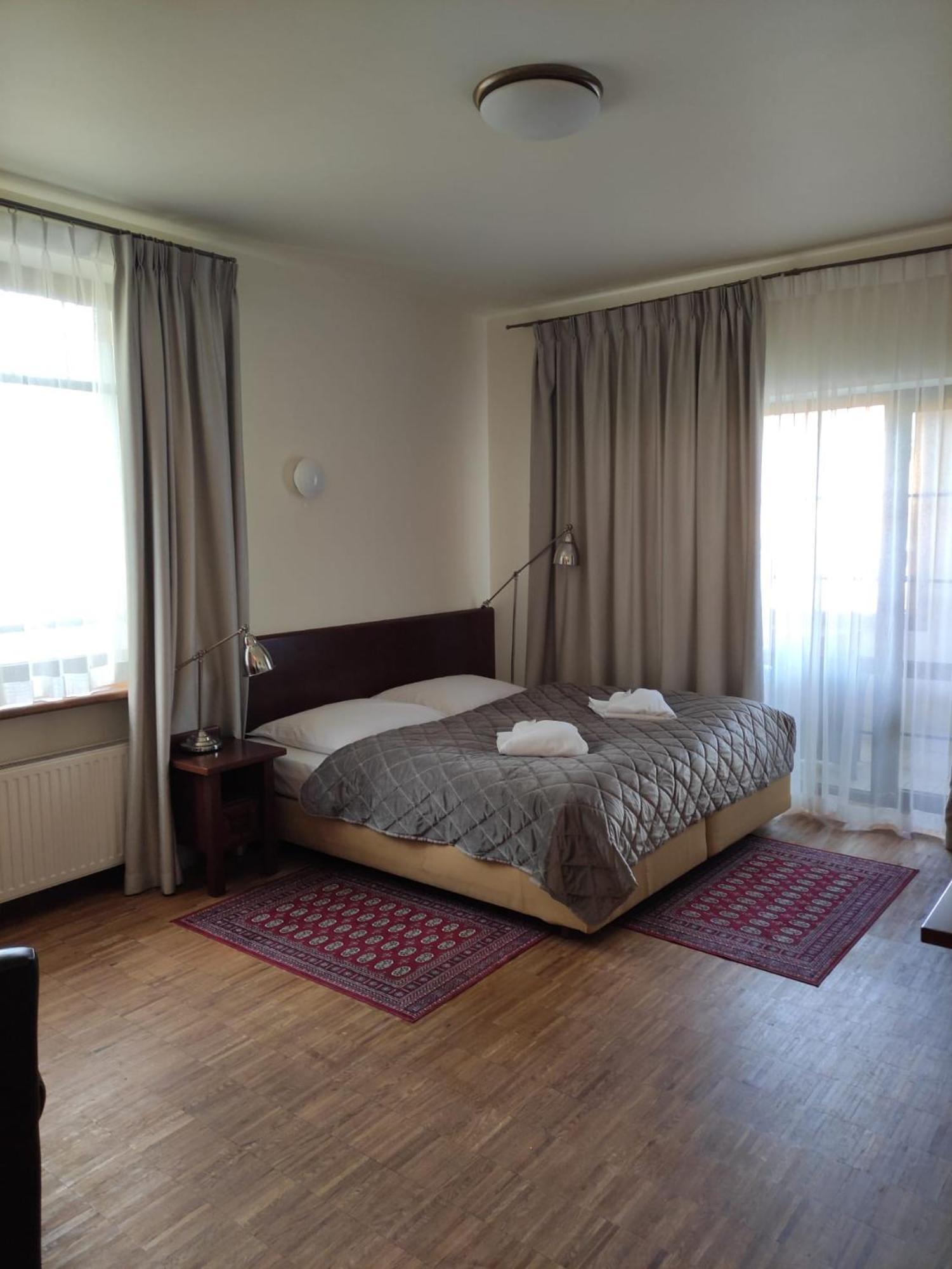 Jasny Dwor Hotel Polanica-Zdrój Exterior foto