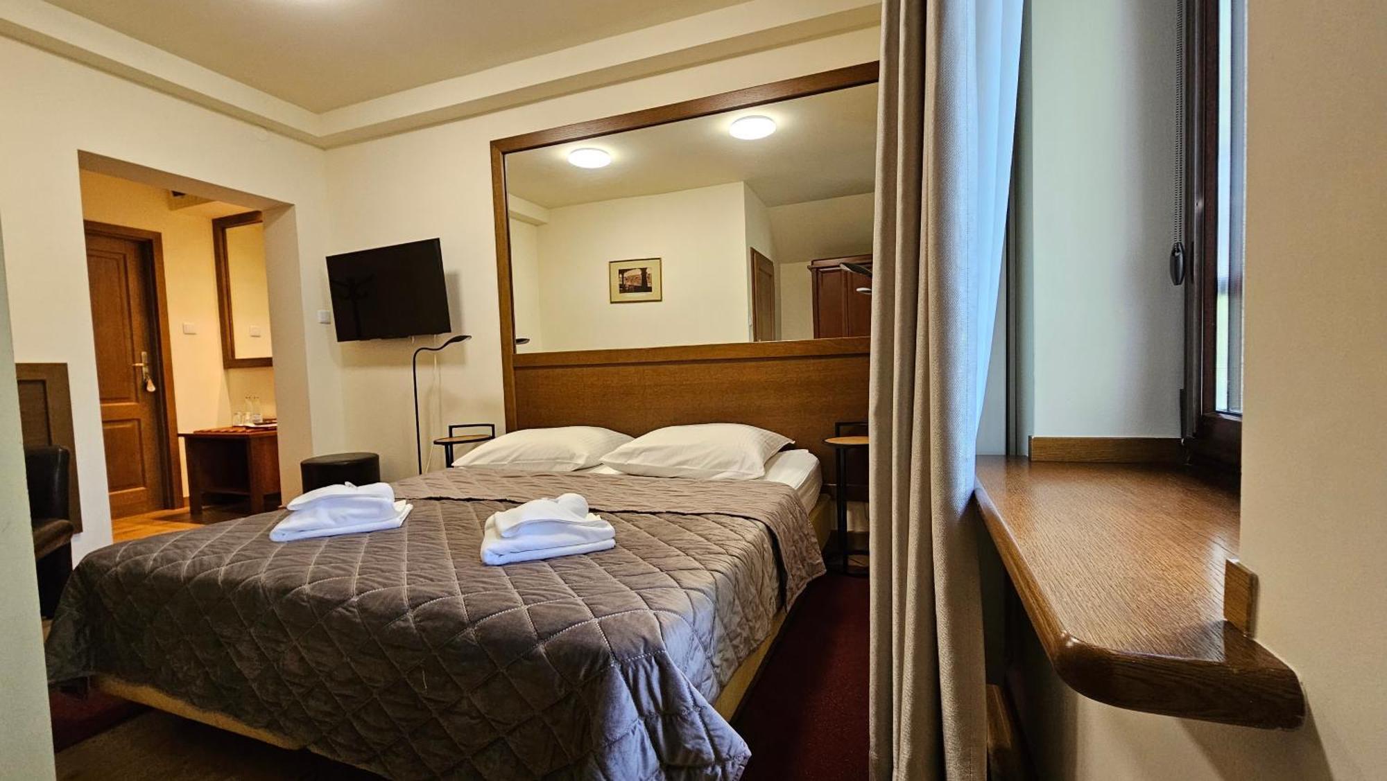 Jasny Dwor Hotel Polanica-Zdrój Exterior foto
